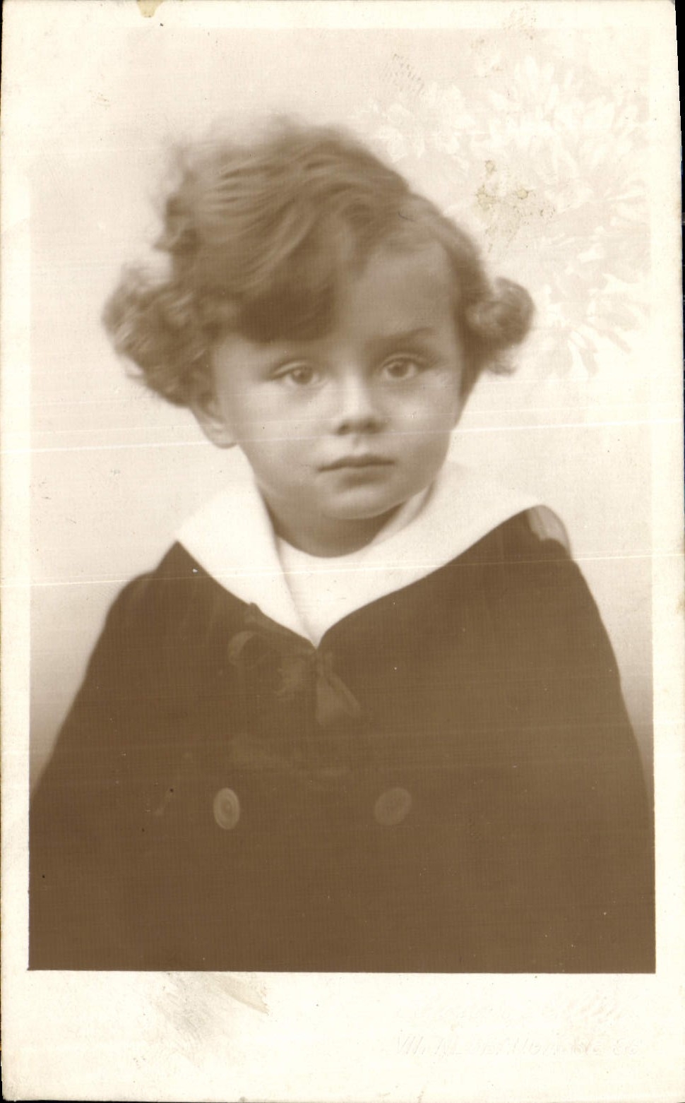 CARTE PHOTO Enfant Neubaugasse