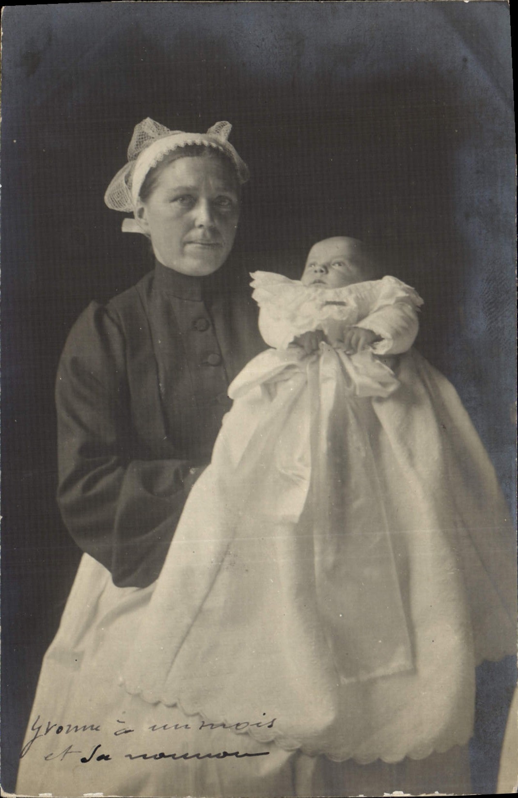CARTE PHOTO Enfant Femme Nourrice Bebe