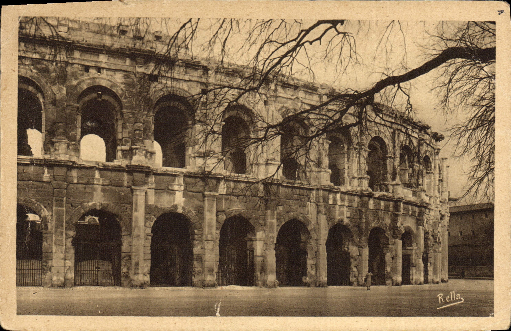 CPA Nimes Gard Les Arenes Amphitheatre romain 