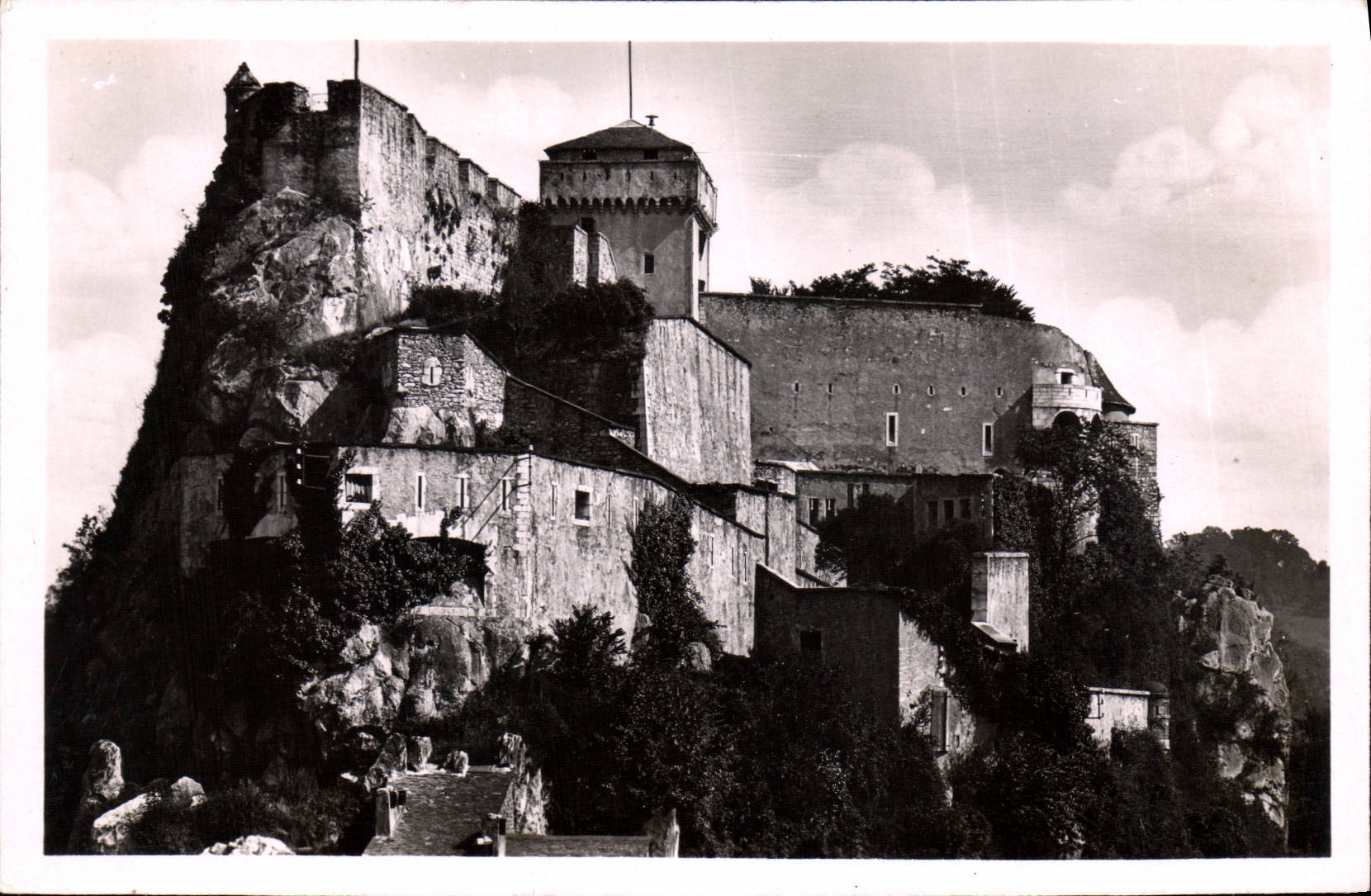 CPA Lourdes Le Chateau Fort 