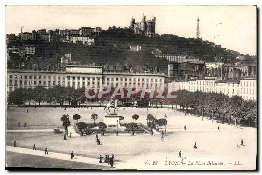 CPA Lyon La Place Bellecour 