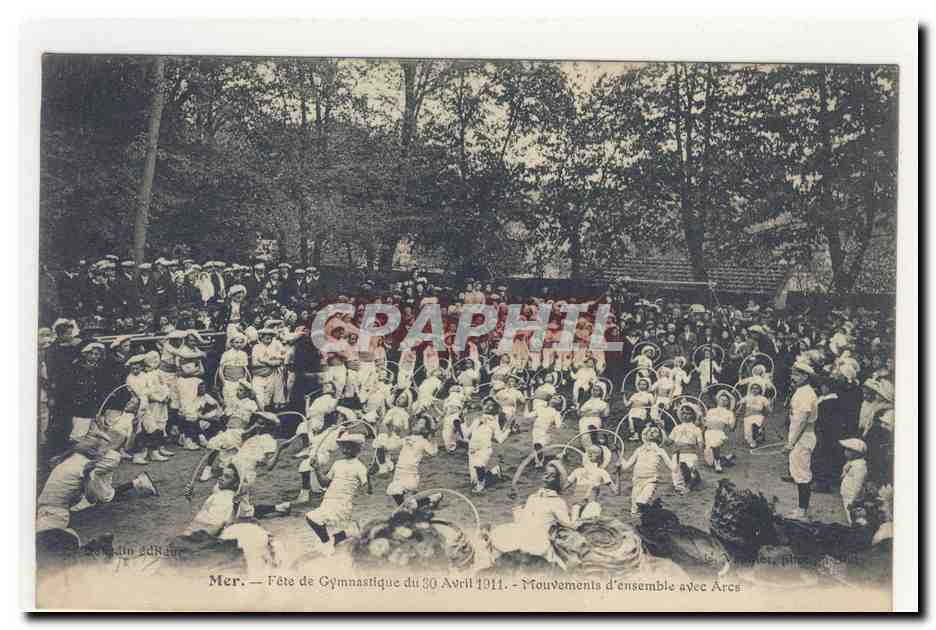 Mer — Fête de Gymnastique du 30 Avril 1911 — Mouvements d'ensemble avec Arcs