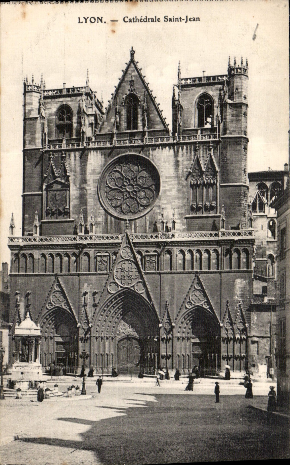 LYON. — Cathédrale Saint-Jean — Éditeur non identifié, n° de série non visible