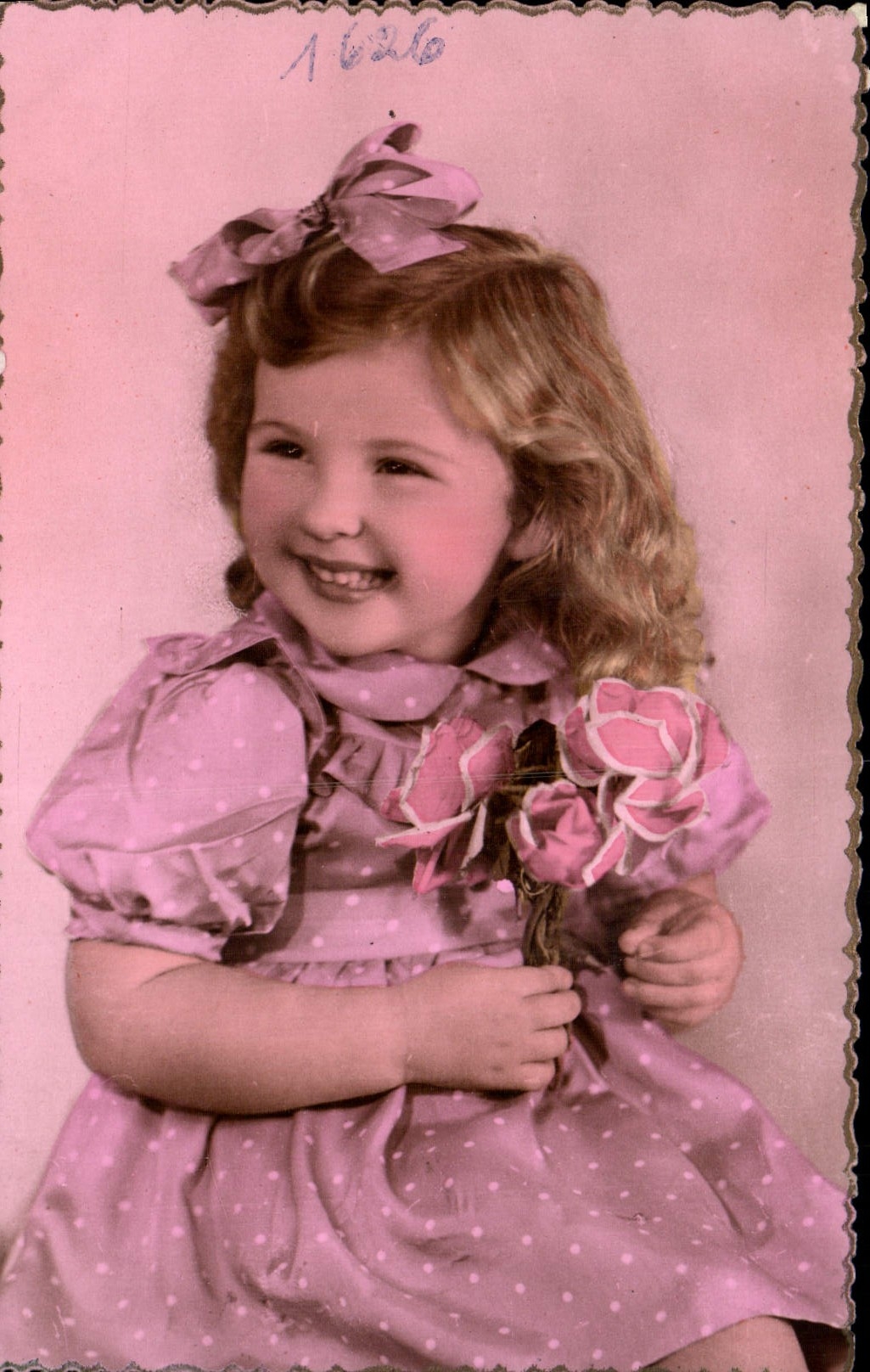 CPA Enfant Fleurs