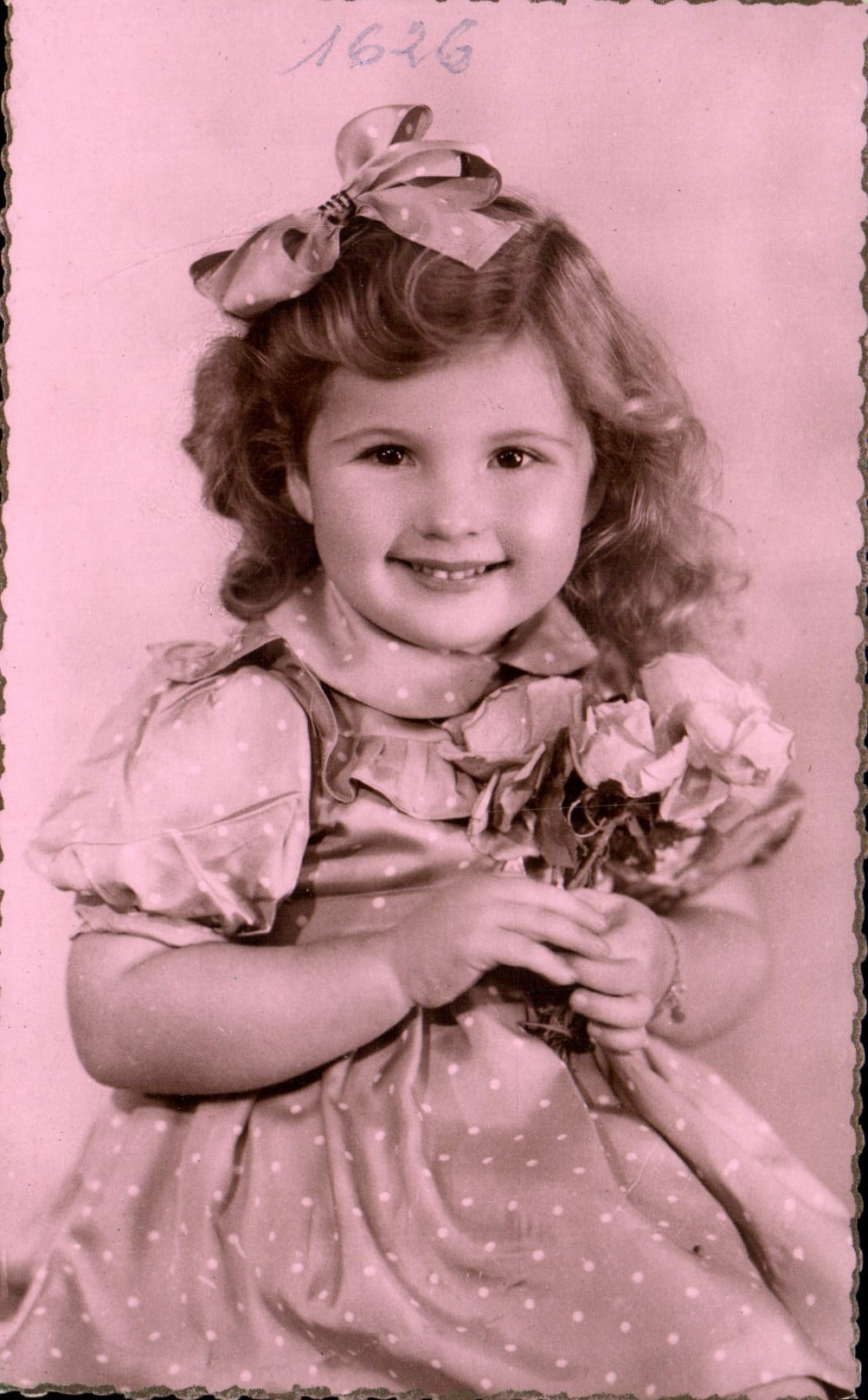 CPA Enfant Fleurs