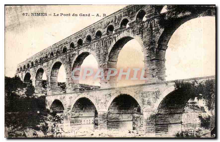 CPA Nimes Le Pont du Gard 