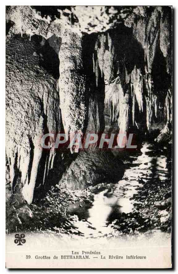 CPA Les Pyrenees Grottes de Betharram La Riviere Interieure 