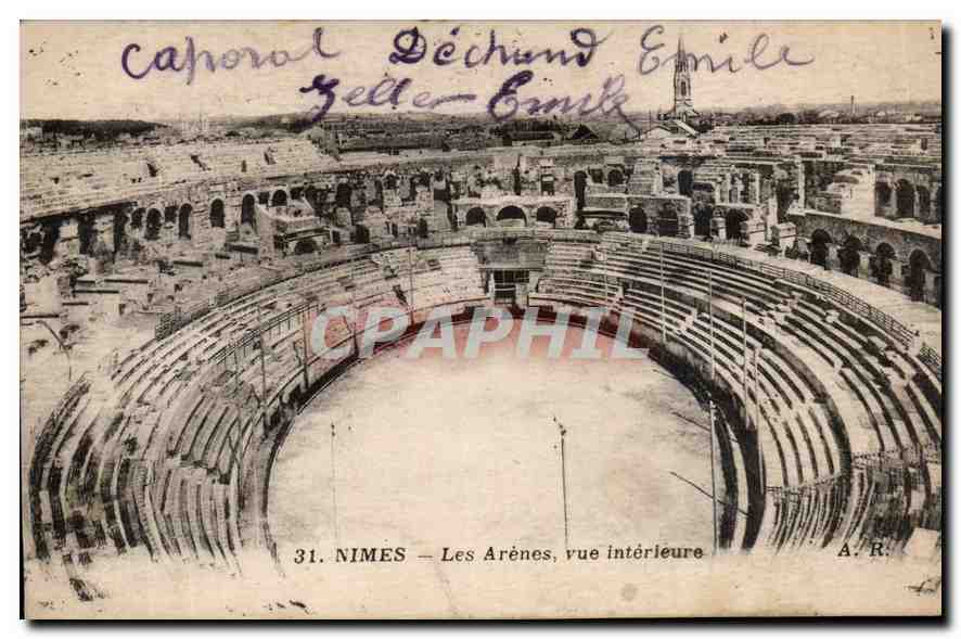 CPA Nimes Les Arenes vue interieure 