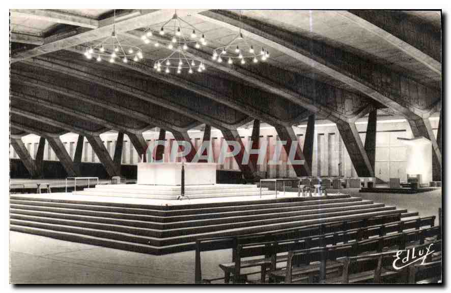 CPA Lourdes La Basilique Souterraine St Pie X Consacree le 25 Mars 1958 