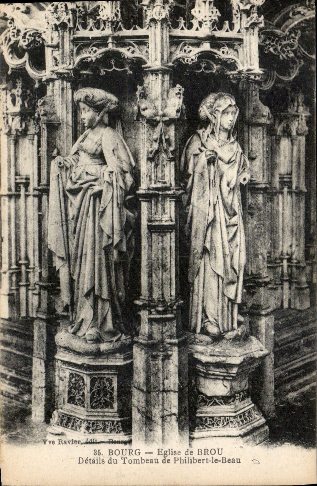 Détails du Tombeau de Philibert-le-Beau — Église de Bourg — Vve Ravier, édit. Bourg