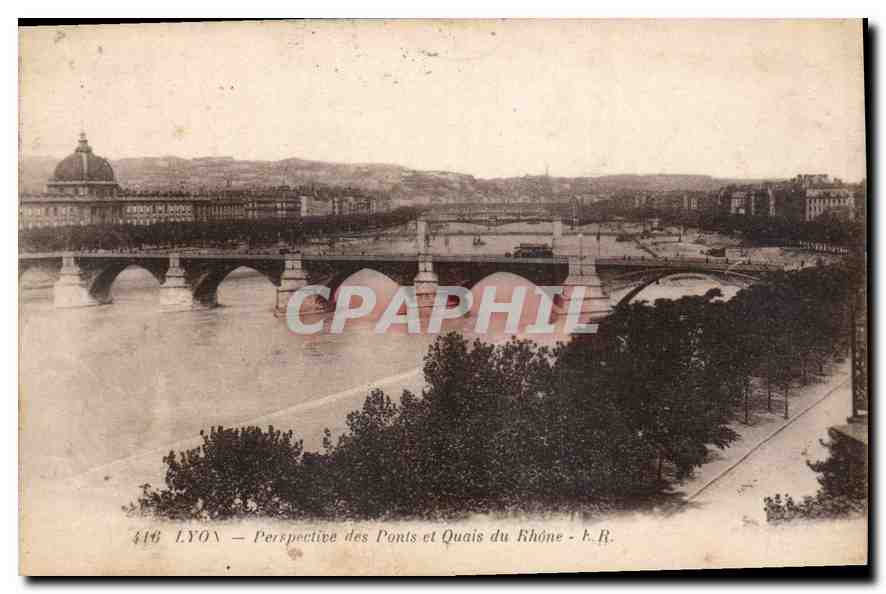 CPA Lyon Perspective des Ponts et Quais du Rhone 