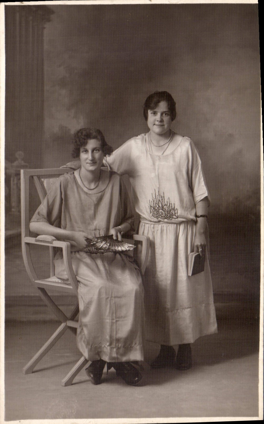 CARTE PHOTO Femmes
