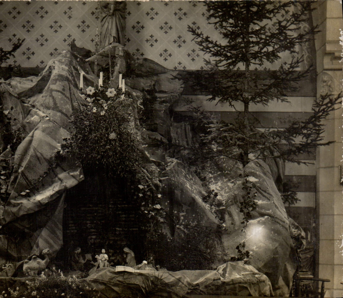 CARTE PHOTO Eglise Creche
