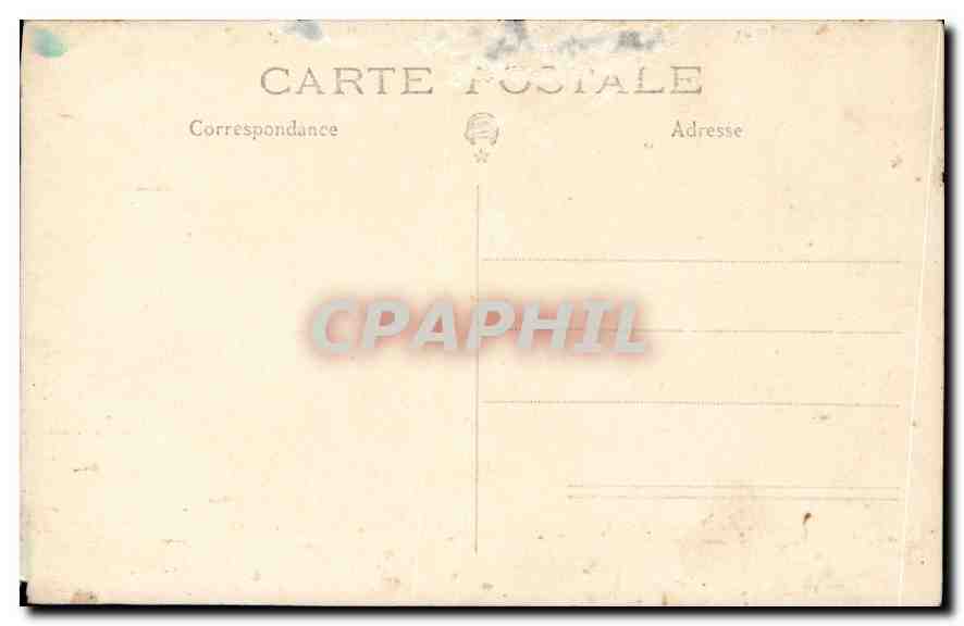 Famille — portrait studio — éditeur inconnu, n° de série non visible — Verso