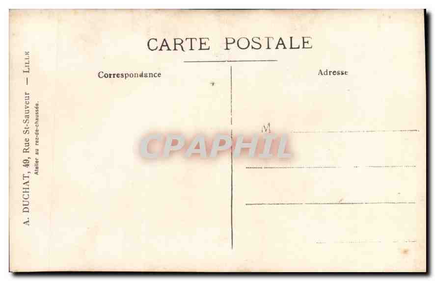 Due donne — studio fotografico — A. Duchat, Lille — Verso