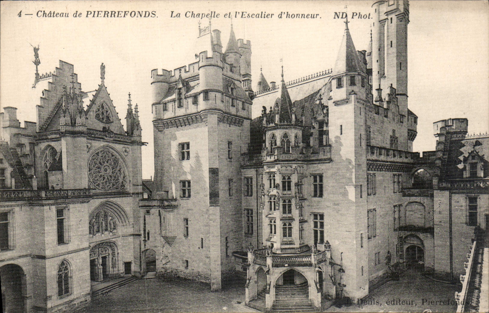 Schloss PIERREFONDS — Die Kapelle und die Ehrenstiege — ND Phot. — Demis, Verleger, Pierrefonds
