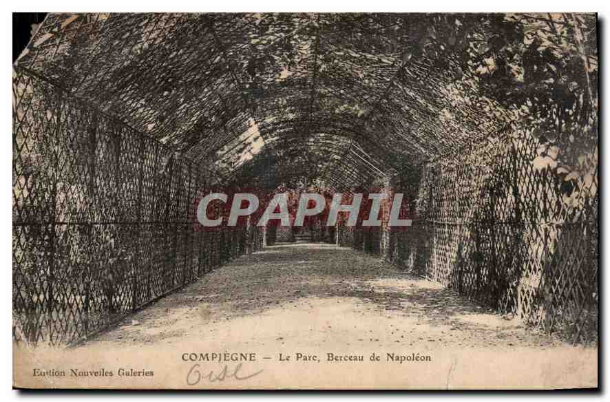 CPA Compiegne Le Parc Berceau de Napoleon 