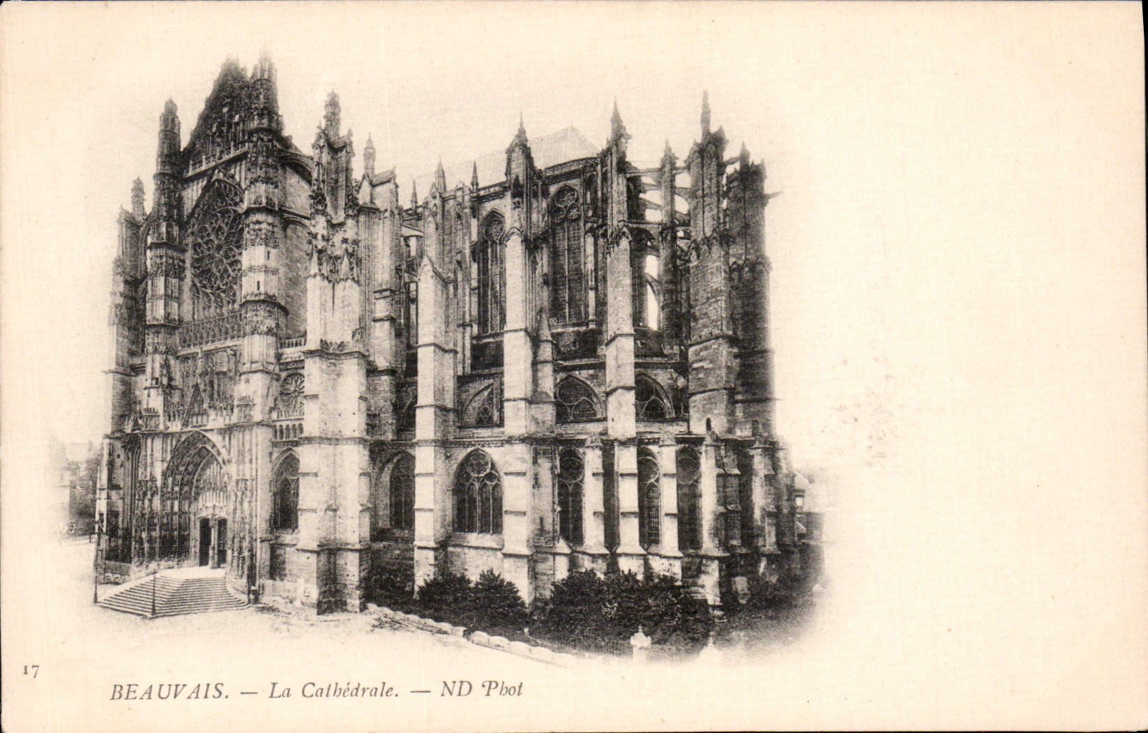 CPA Beauvais La Cathedrale 