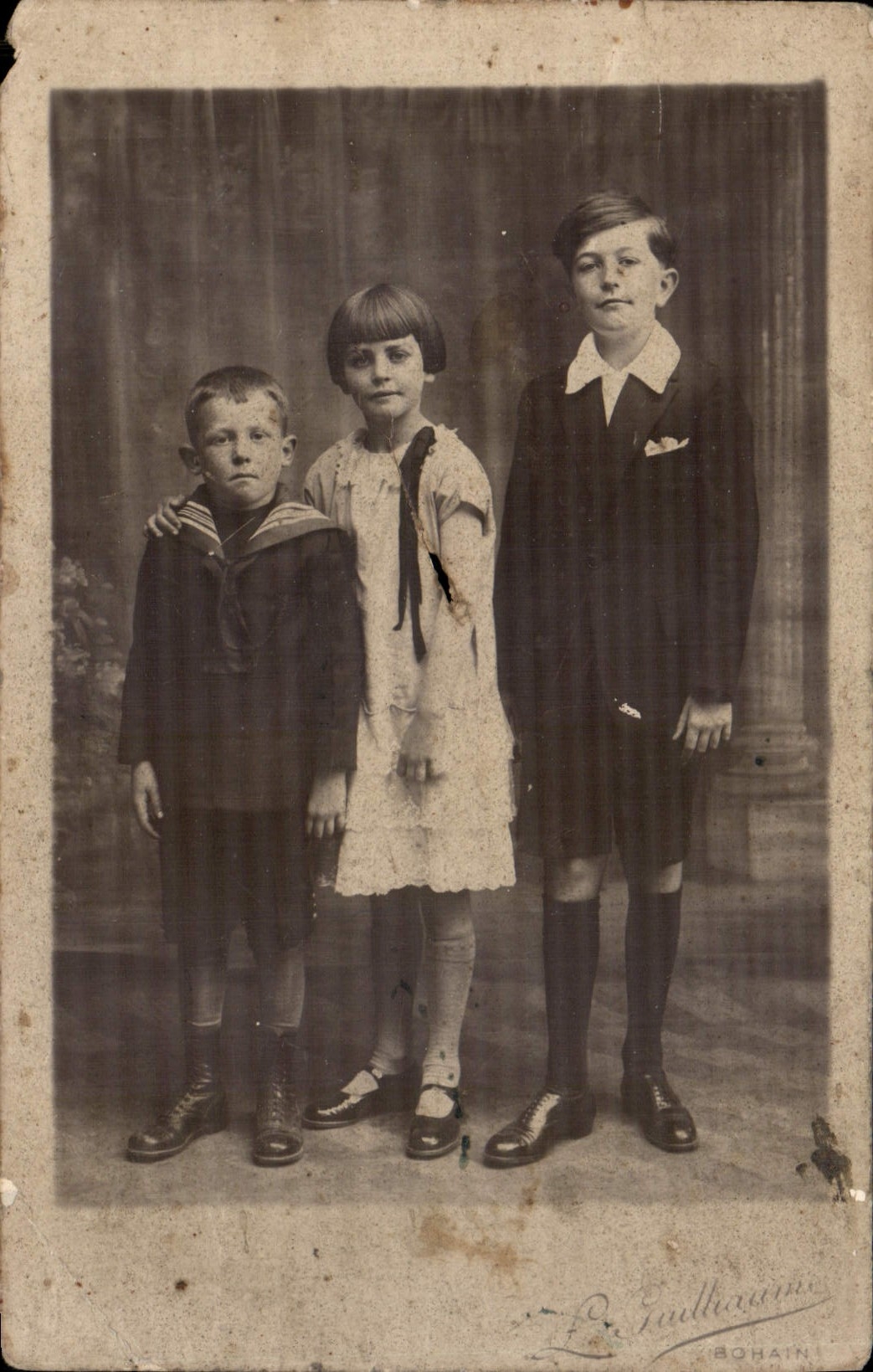 CARTE PHOTO Enfants Bohain