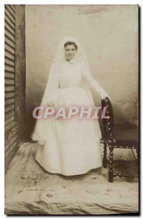 Jeune mariée — photo studio — éditeur S. ROUCAU - Paris