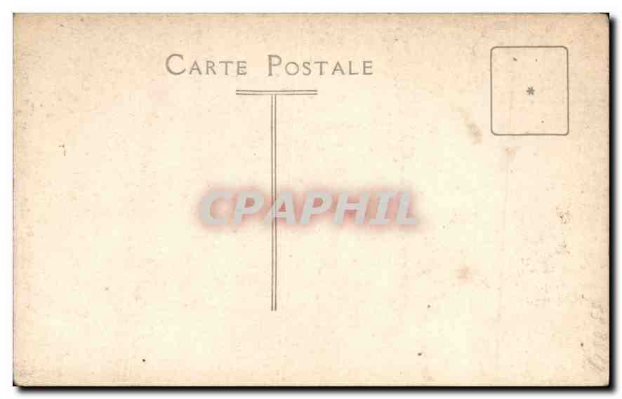 CARTE PHOTO Femme Boulevard Rochechouart Paris — Rückseite