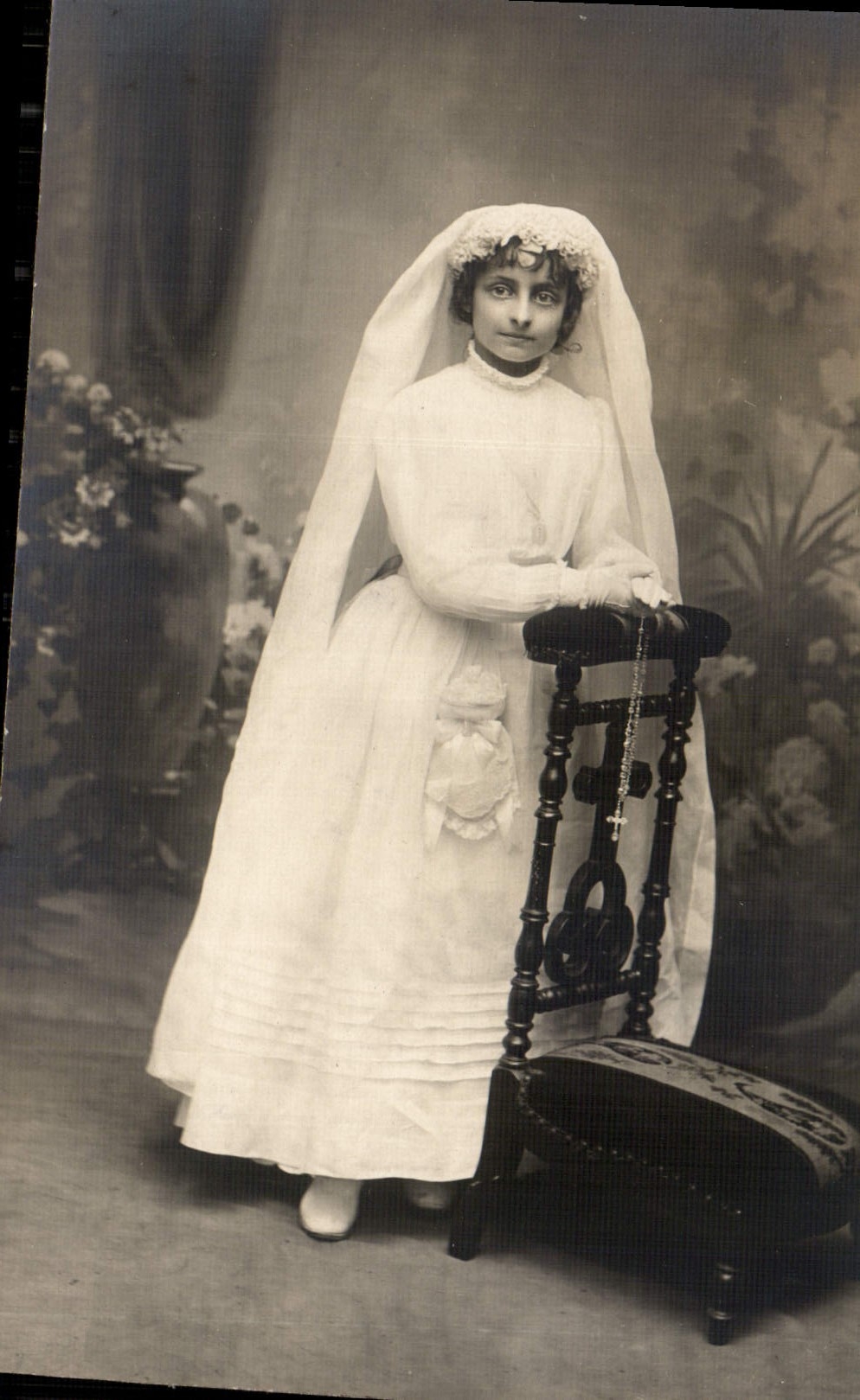 CARTE PHOTO Enfant Communiante Naviel Ile St Denis