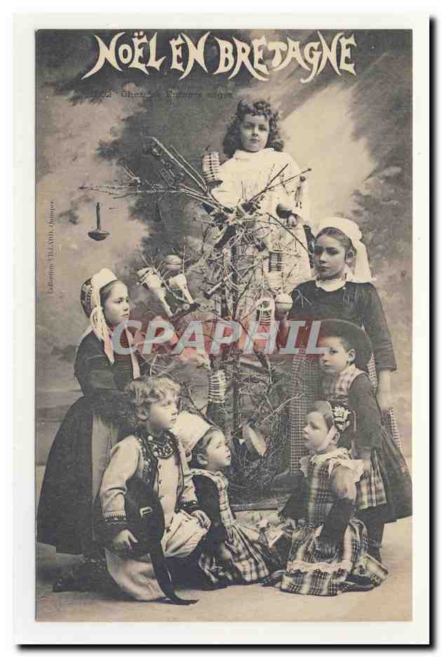 noel en bretagne sapin coiffe bretonne bonnet folklore broderie embroidery headdress costume CPA