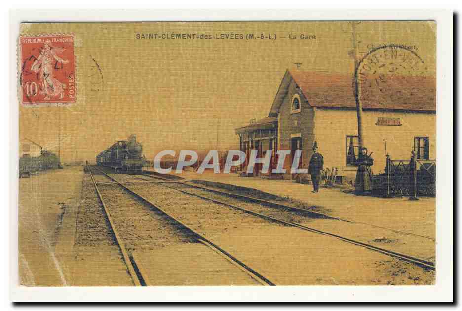 SAiNT CLEMENT des LEVEES Maine et Loire la gare et son train locomotive a vapeur TOP CPA