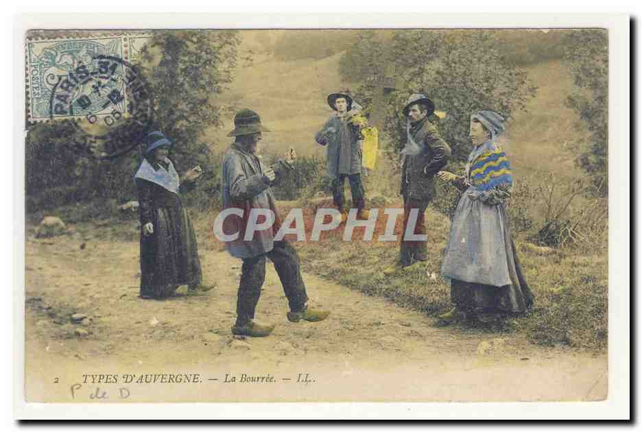 types d'auvergne la bourree pittoresque sabots violon coiffe folklore broderie costume CPA