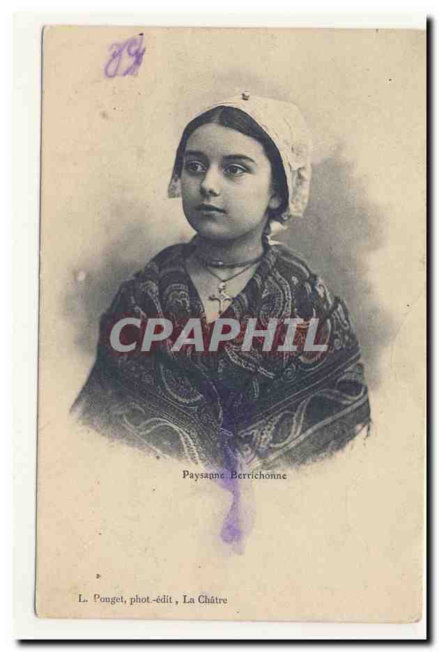 paysanne berrichonne coiffe folklore broderie costume CPA