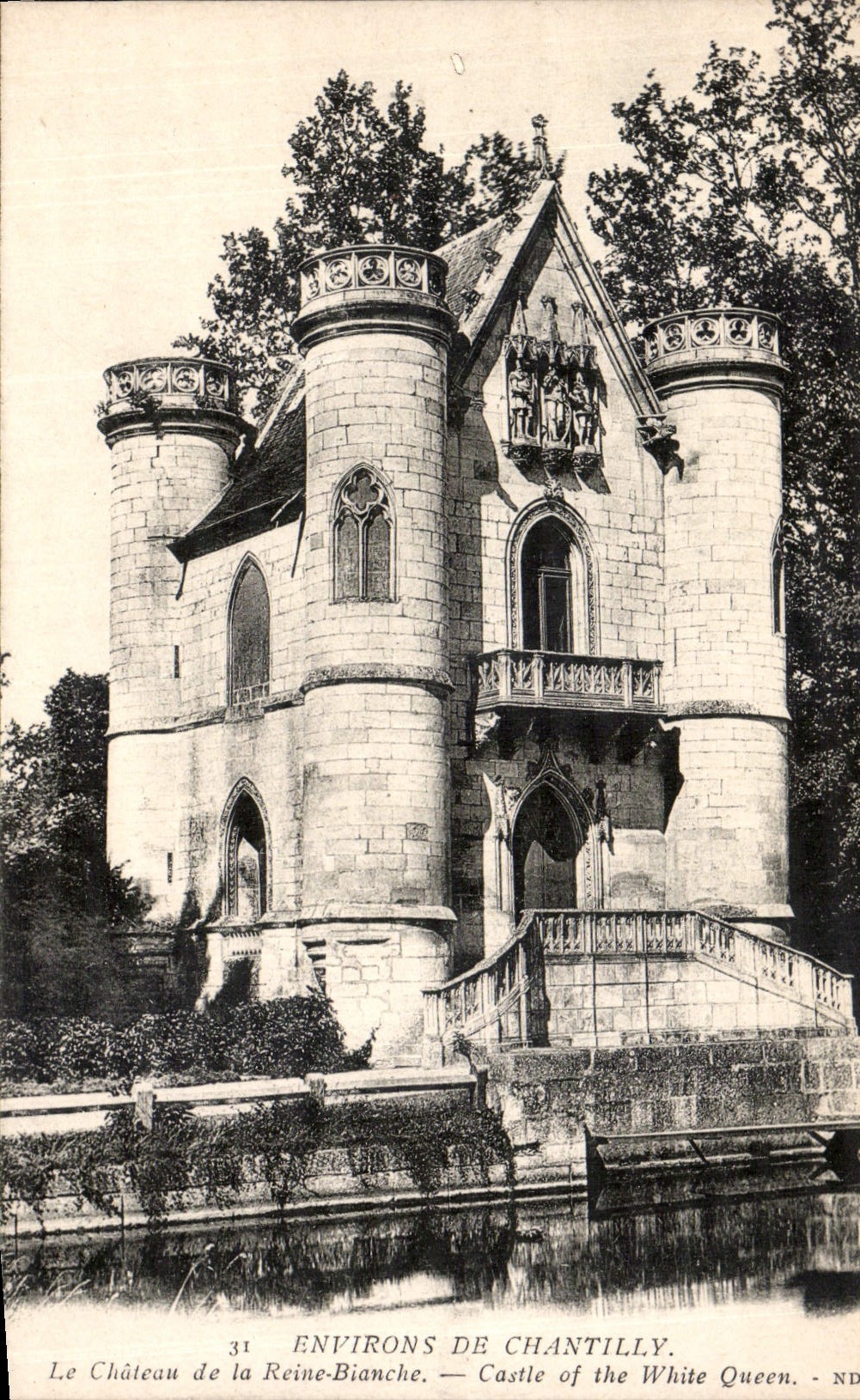 CPA Environs de Chantilly le Chateau de la Reine Blanche 