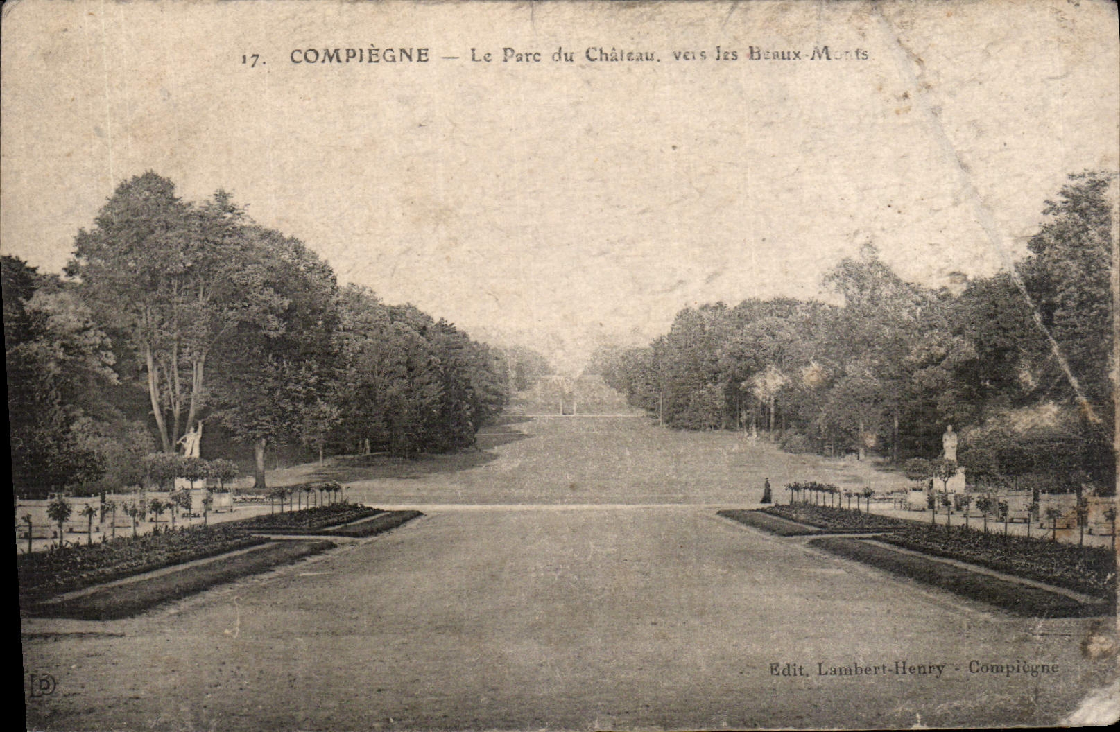 CPA Compiegne le Parc du Chateau vers les Beaux 