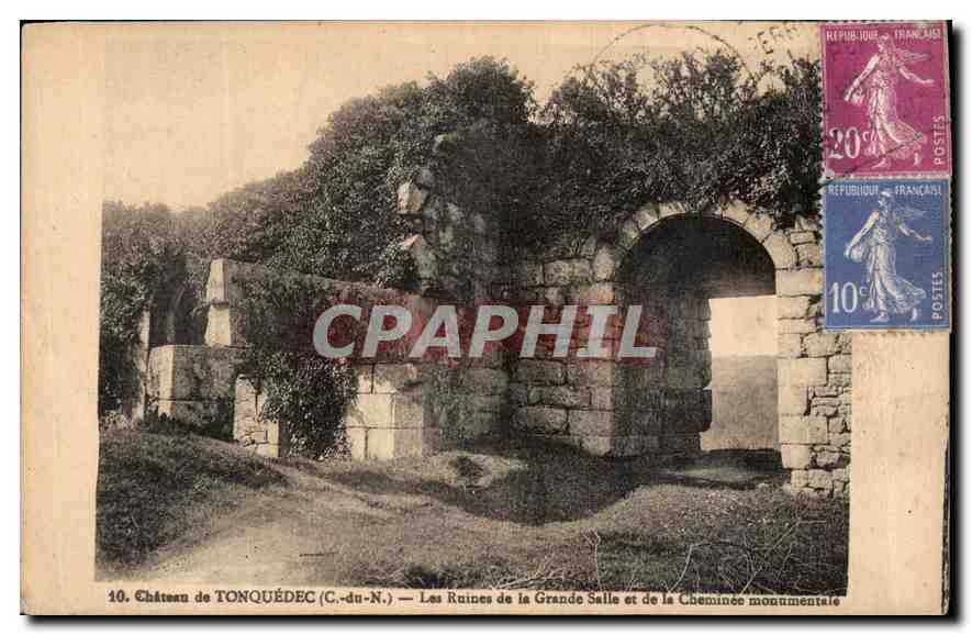 Château de Tonquédec (C.-du-N.) — Les Ruines de la Grande Salle et de la Cheminée monumentales