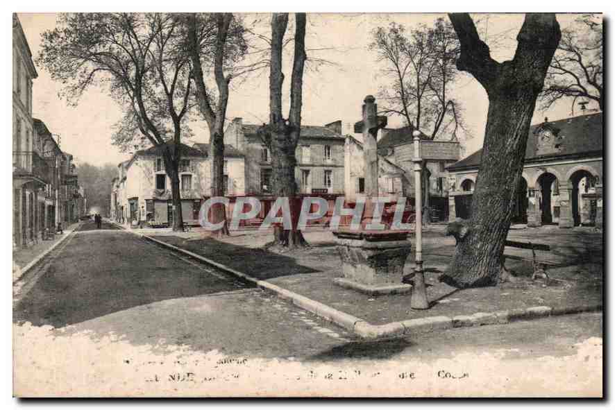 Place du Marché — Cemetery Cross and Tree — Lalinide