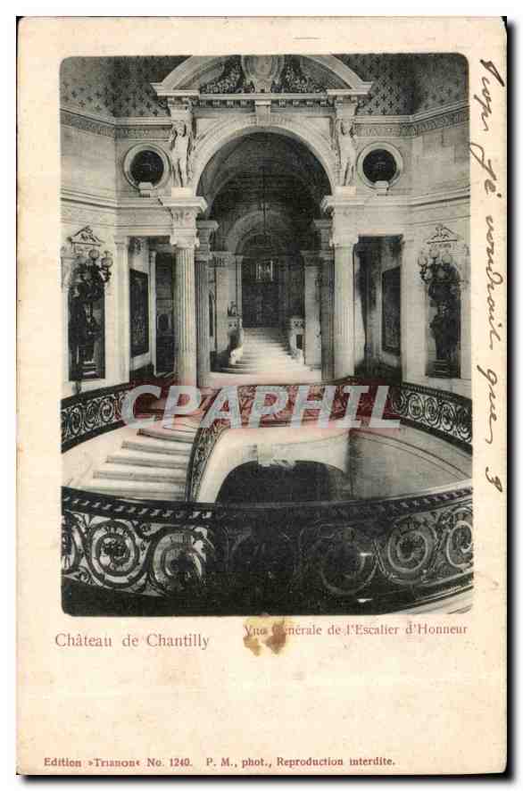 CPA Chateau de Chantily vue generale de l'Escalier d'Honneur 