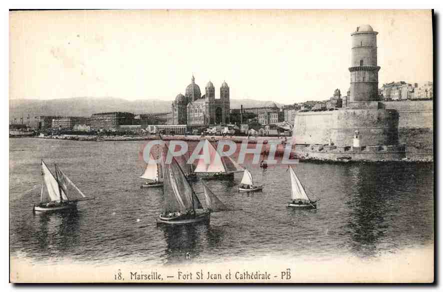 CPA Marseille Fort St Jean et Cathedrale Bateaux