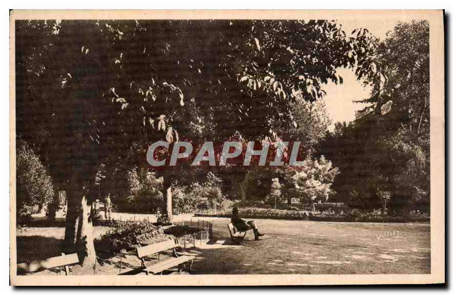 Platz Rambaud — Aix-en-Provence (B.-du-R.) — Art Editions Yvon