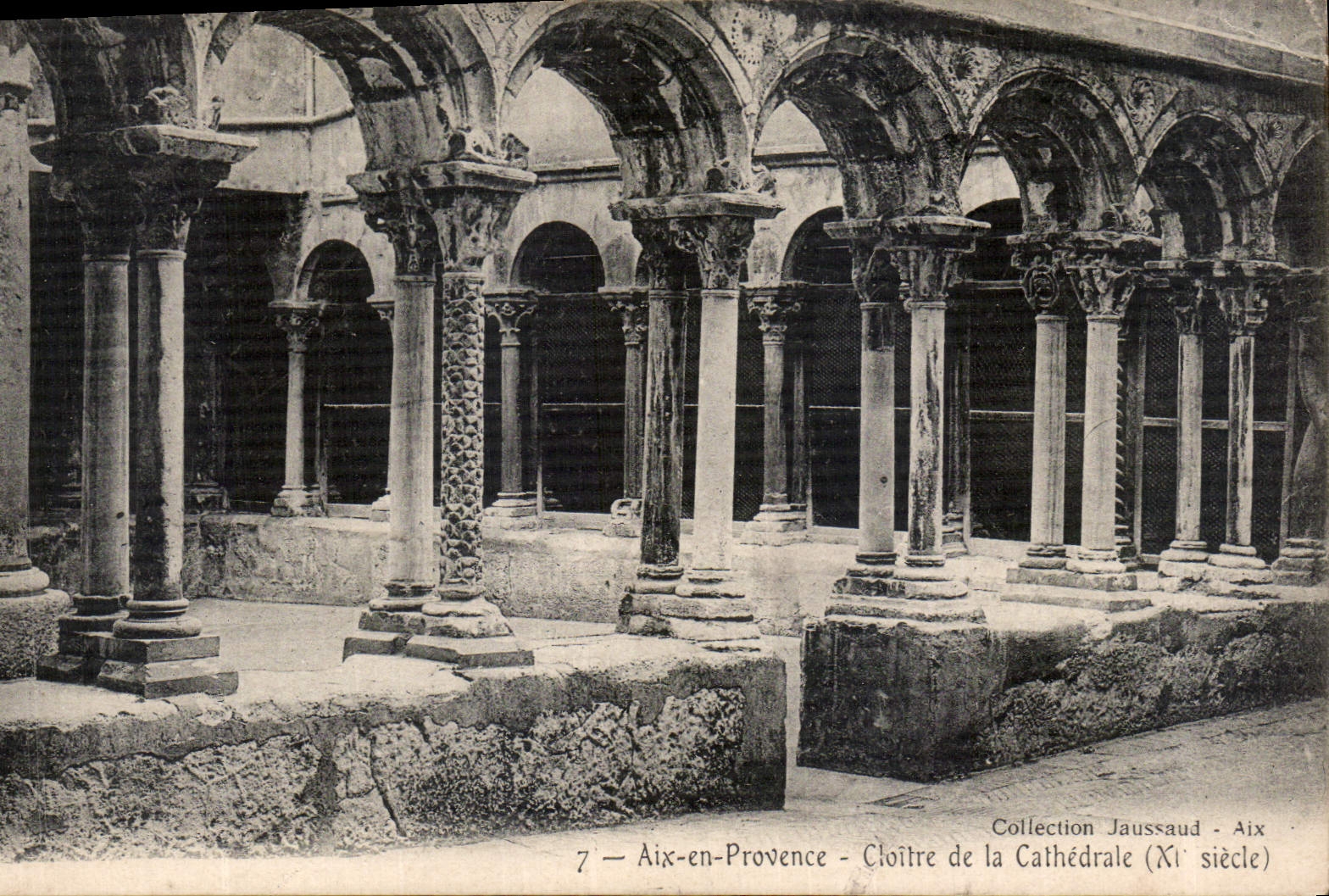 Aix-en-Provence — Cloister der Kathedrale (11. Jahrhundert) — Sammlung Jaussaud
