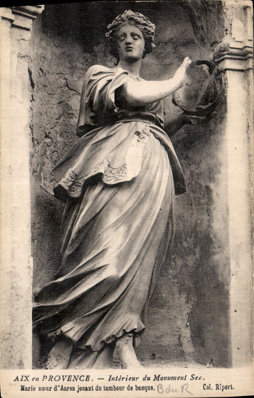 Aix-en-Provence — Innenansicht des Monument Sec. — Col. Ripert