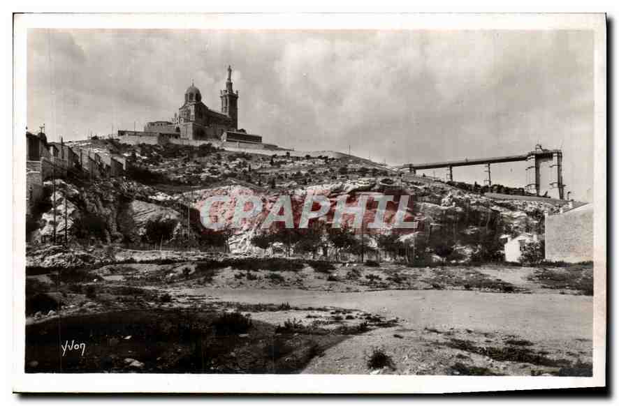 CPA Marseille Notre Dame de la Garde et l'ascenseur 