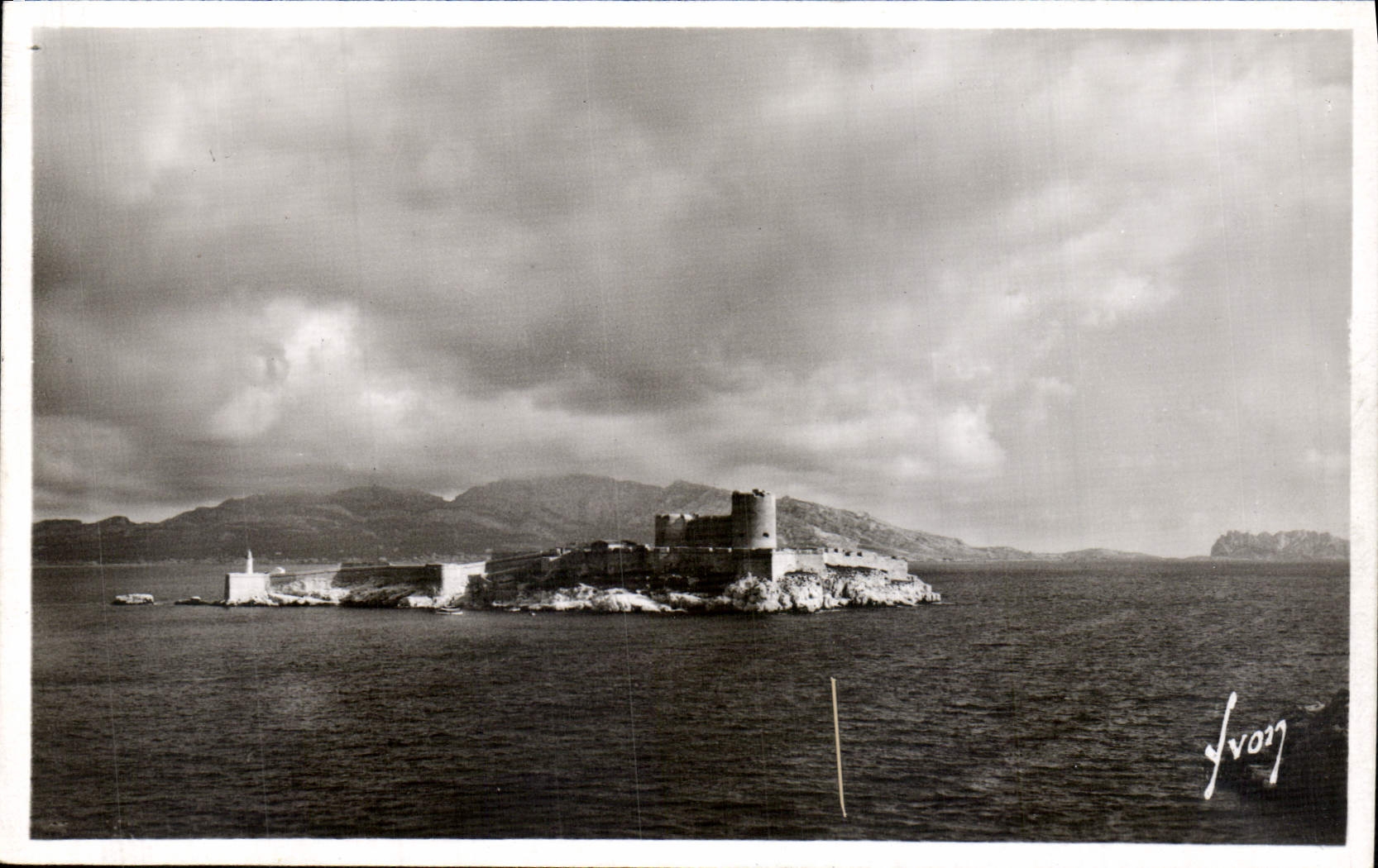 CPA Marseille B du R le Chateau d'If 