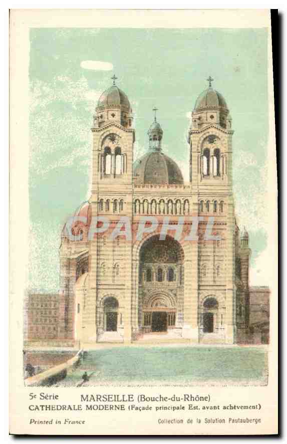 CPA Marseille Bouche du Rhone Cathedrale Moderne Facade Principale Est avant achevement 