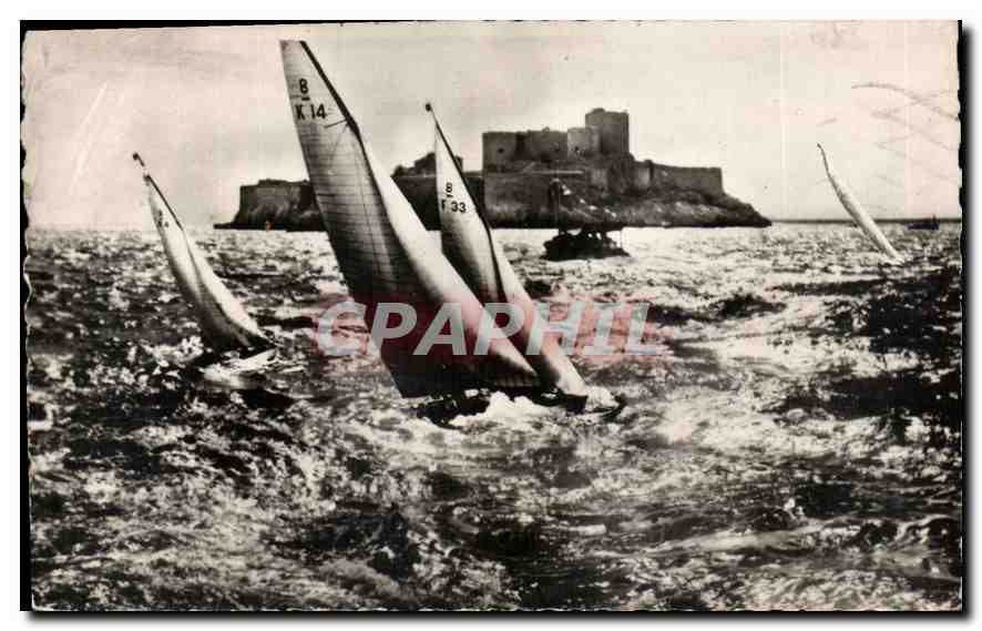 CPA Marseille le Chateau d'If Bateaux Voiliers