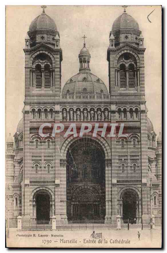 CPA Marseille Entree de la Cathedrale 