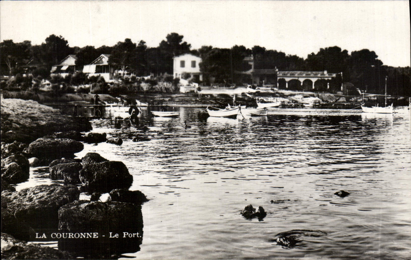 CPM La Couronne le Port 