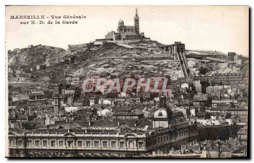 CPA Marseille Vue generale sur N d de la Garde 
