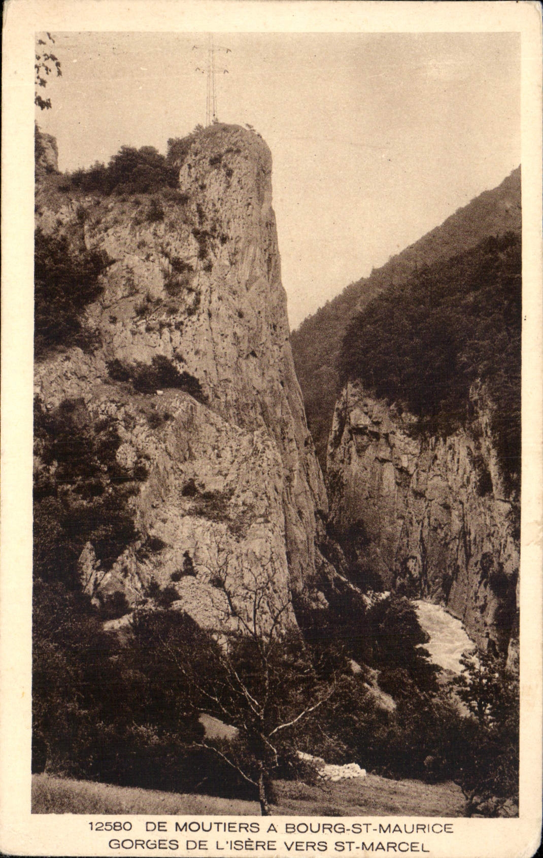 Gorges de l'Isère à Bourg-St-Maurice vers St-Marcel — 12580 — Imp. Éditeurs Dornach