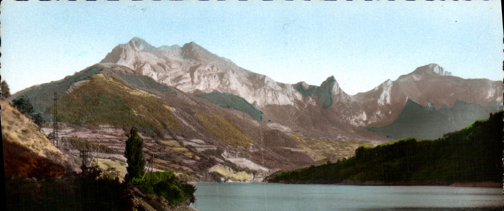 Corps (Isère) — See Sautet und die Faraud-Kette (Höhe 1827 m.) — Photo Curine Macin