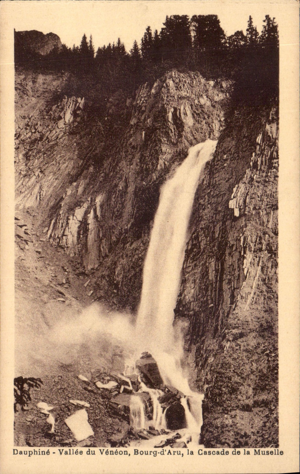 Cascade de la Muselle — Dauphiné, Vallée du Vénéon, Bourg-d'Aru