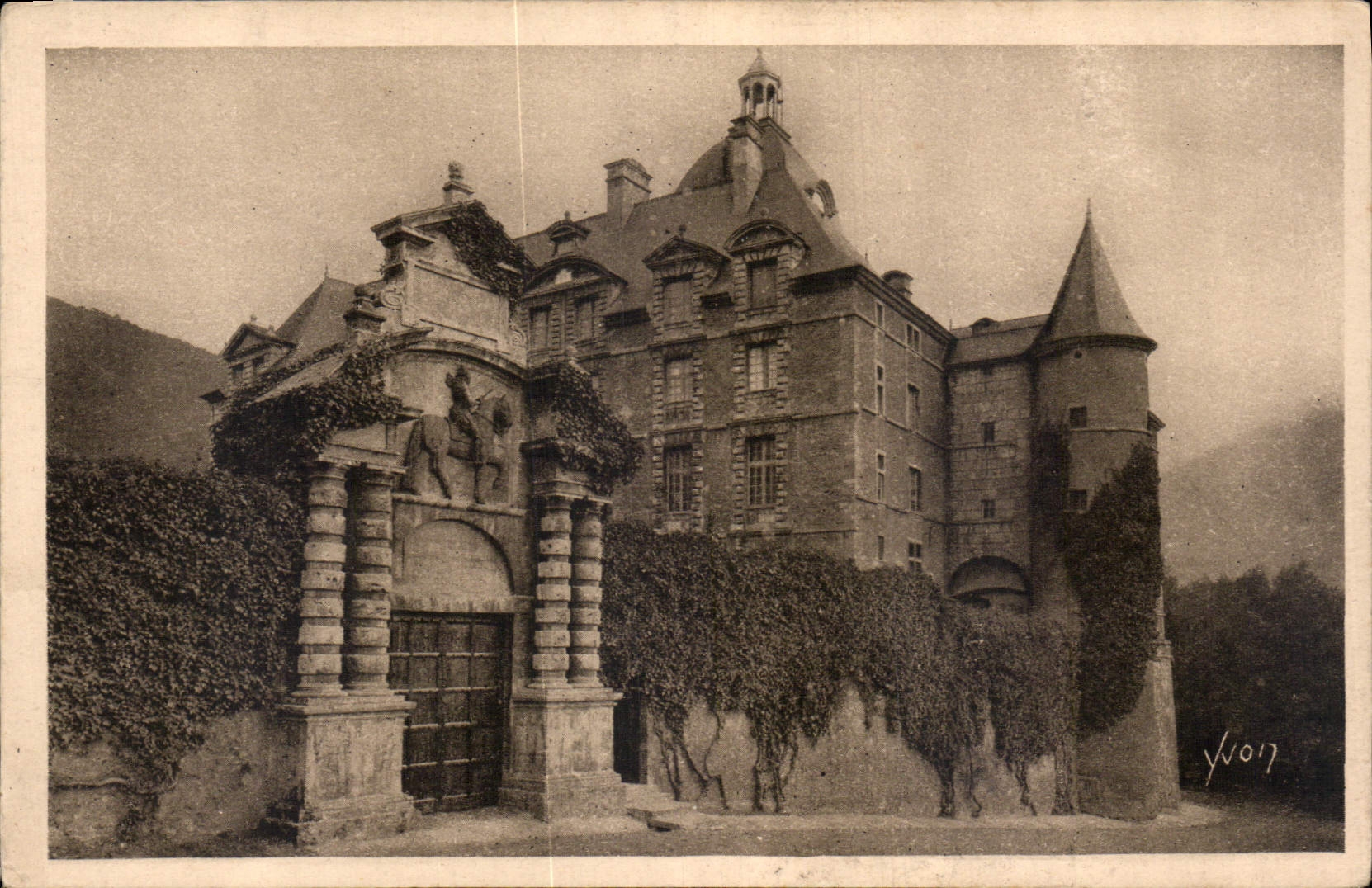 Château de Vizille — L'Entrée — Éditions d'Art Yvon, Paris